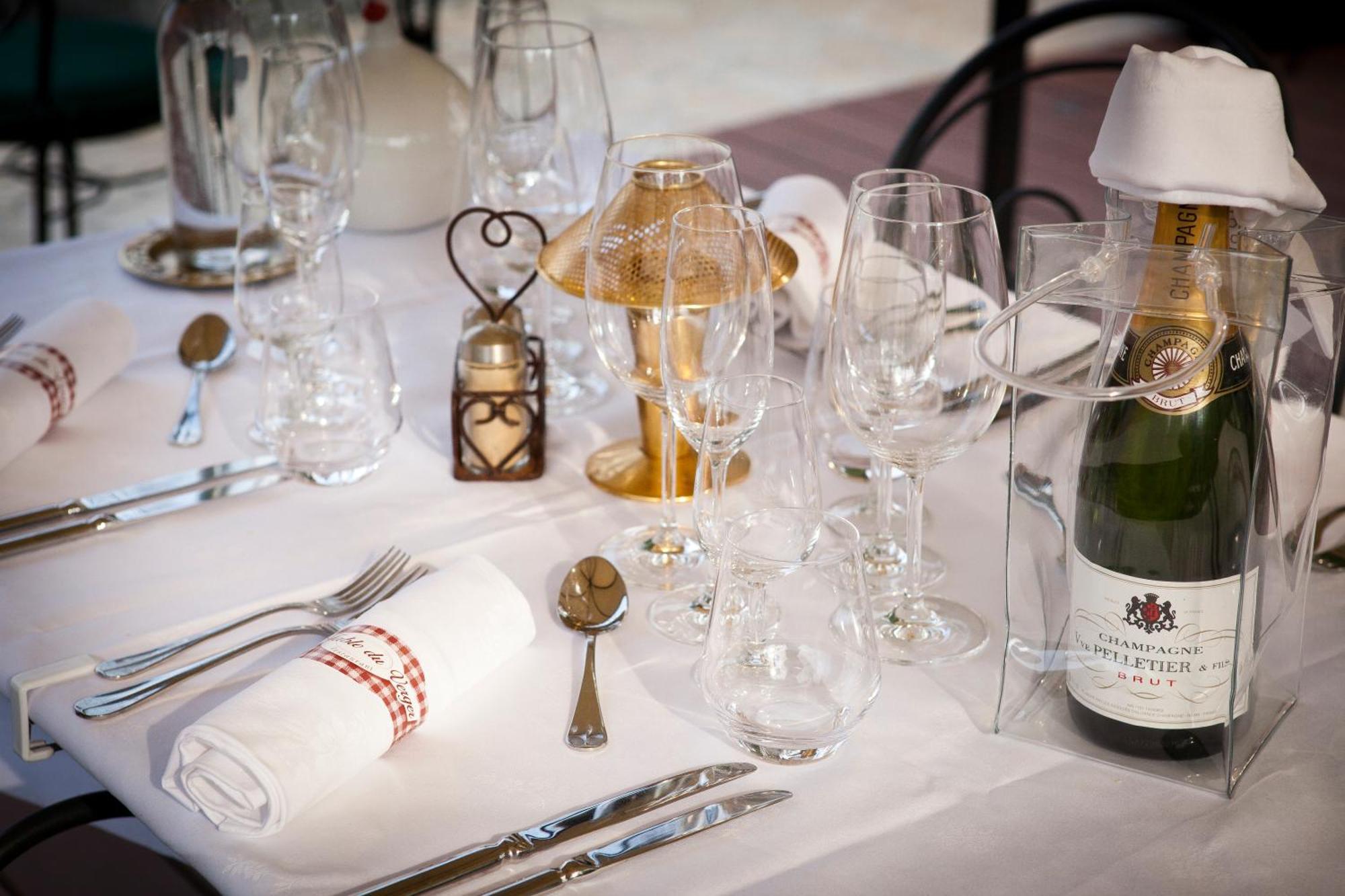 Hotel Restaurant Verger Des Chateaux, Route Des Vins Haut-Koenigsbourg Dieffenthal Екстер'єр фото