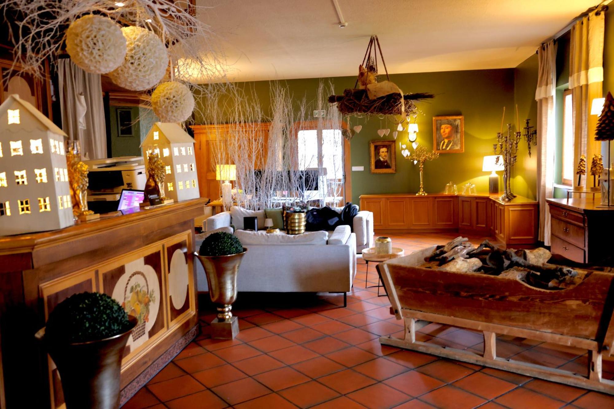 Hotel Restaurant Verger Des Chateaux, Route Des Vins Haut-Koenigsbourg Dieffenthal Екстер'єр фото